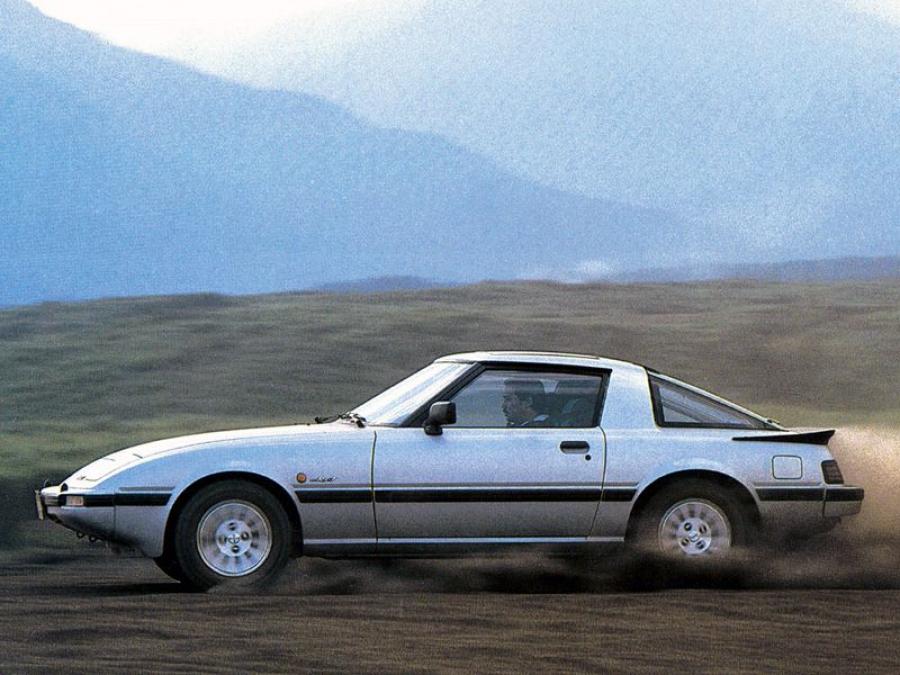  Mazda RX-7 (SA) 1981 года  (фото 5 из 10)